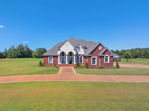 2880 Us Hwy 412, Parsons, TN 38363
