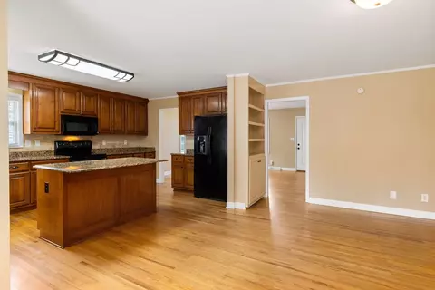 439 E Madison St, Pulaski, TN 38478 photo 13