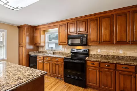439 E Madison St, Pulaski, TN 38478 photo 12