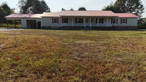 10 Oak Ln, Trezevant, TN 38258