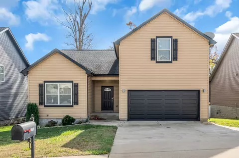 1196 Belvoir Ln, Clarksville, TN 37040