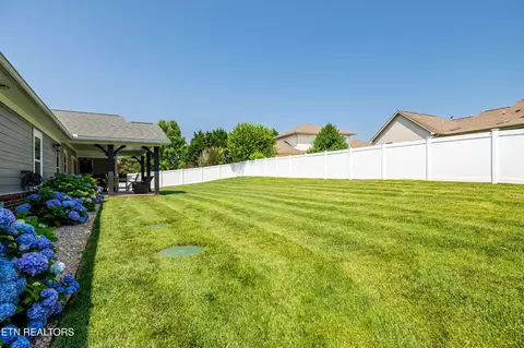 119 Pointe Summit Dr, Greenback, TN 37742 photo 43