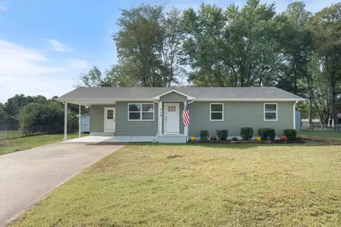 630 Beverly Ave, Hohenwald, TN 38462