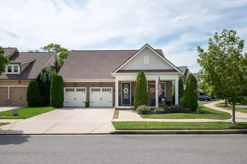 310 Tanglewood Ln, Hendersonville, TN 37075