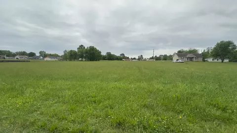 1 Shaub Rd, Portland, TN 37148
