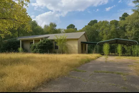 25 Garrison Way, Adamsville, TN 38310
