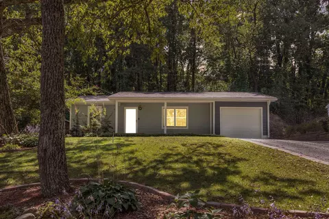 1110 Fernway Cir, Chattanooga, TN 37405