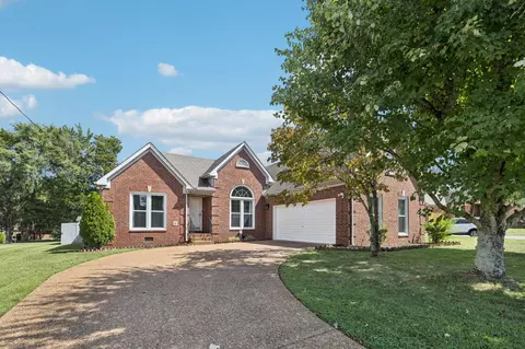 4465 Benchmark Dr, Antioch, TN 37013