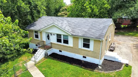 229 Scarlet Dr, Clarksville, TN 37040
