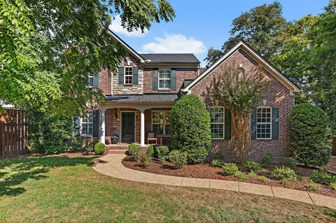 1118 Grandview Dr, Nashville, TN 37204