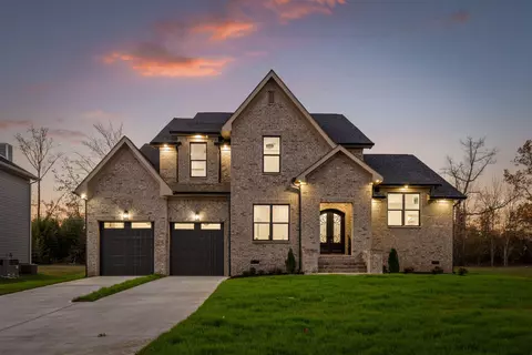 2209 Peterson Dr, Chattanooga, TN 37421