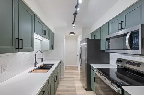 142 Brooke Castle Dr, Hermitage, TN 37076