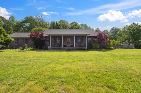 746 Shadow Ln, Belvidere, TN 37306