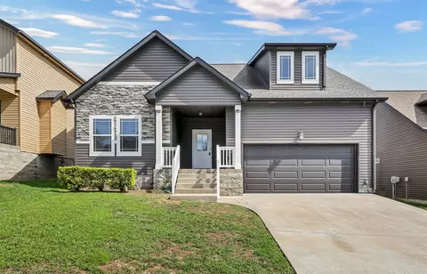 1175 Belvoir Ln, Clarksville, TN 37040
