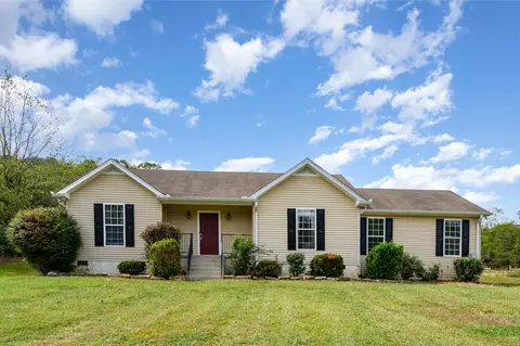 879 Rock Bridge Rd, Bethpage, TN 37022