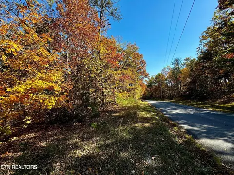 46 Honey Springs Rd, Crawford, TN 38554
