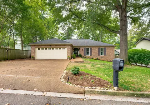 901 W 6th St, Columbia, TN 38401