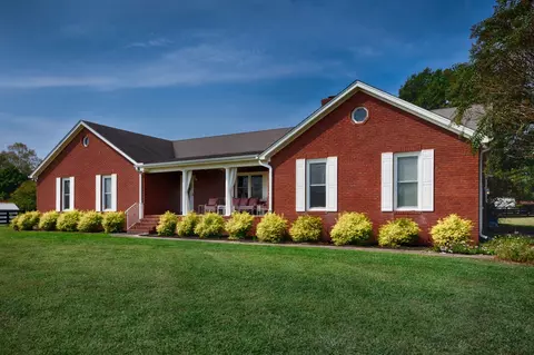 18563 Yarbrough Rd, Athens, AL 35613