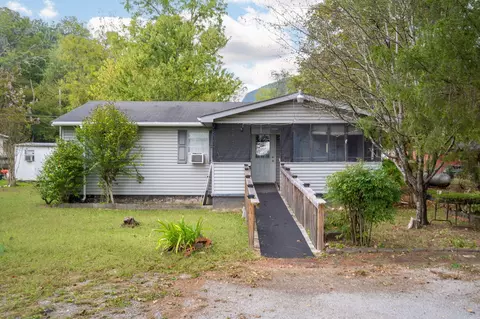 805 Pickett Gulf Rd, Hixson, TN 37343