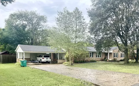 977 Galloway St, Lewisburg, TN 37091