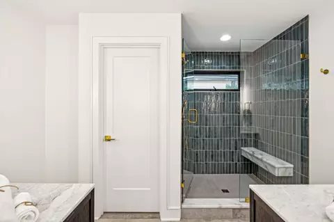 Bath - 101 Williamsburg Pl, Franklin, TN 37064 photo 1 of 6