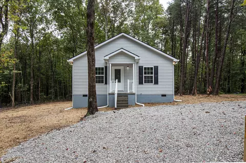 174 Central St, Tracy City, TN 37387