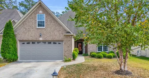 2008 Belleau Village Ln, Chattanooga, TN 37421