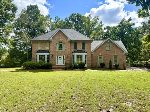 471 Old Pond Ln, Dickson, TN 37055