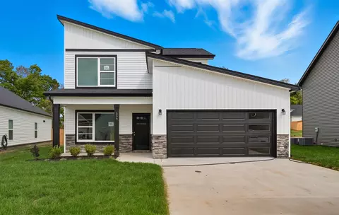 520 Ayden Ln, Clarksville, TN 37042