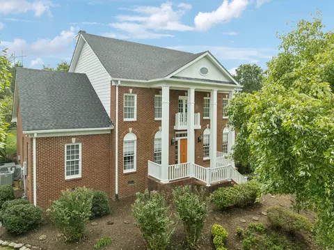 1008 Lucas Ct, Brentwood, TN 37027