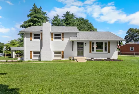 303 Nice Dr, Clarksville, TN 37042