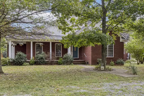 141 Lauren Ln, Mount Pleasant, TN 38474
