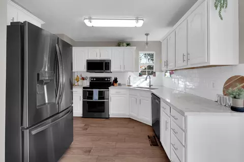 Kitchen - 2702 Comer Dr, Murfreesboro, TN 37128 photo 1 of 4