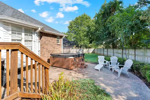 Exterior - 2702 Comer Dr, Murfreesboro, TN 37128 photo 10 of 14