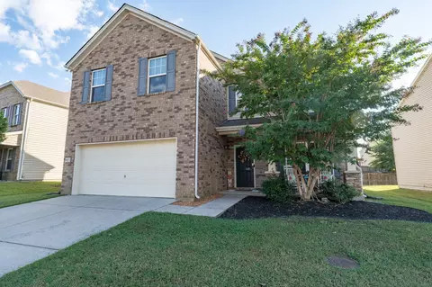 607 Pemberton Dr, Lebanon, TN 37087