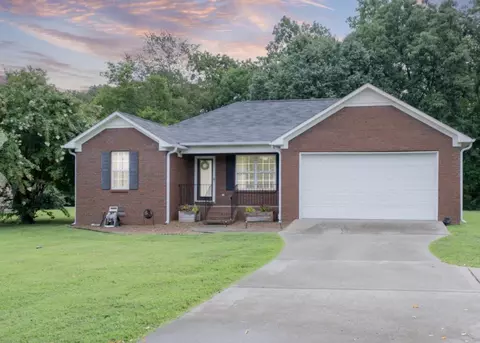 54 Mcdougal Rd, Fayetteville, TN 37334