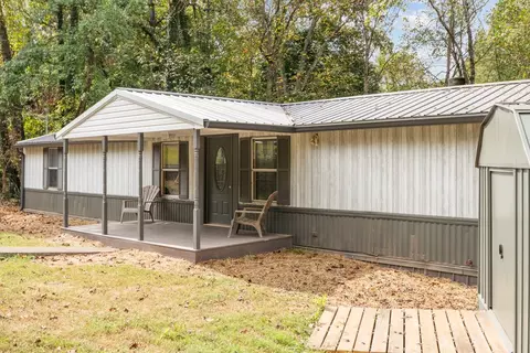 1492 Cumberland Heights Rd, Clarksville, TN 37040