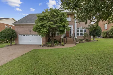 3013 Melbourne Ct E, Mount Juliet, TN 37122