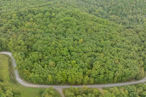7847 Fork Ln E, Crawford, TN 38554