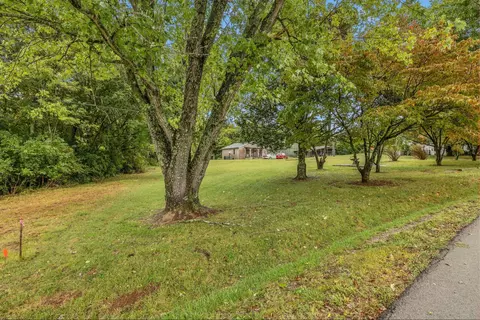 6845 Bizzell Howell Ln, College Grove, TN 37046