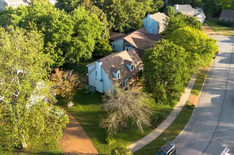 View/Area - 216 Devrow Ct, Franklin, TN 37064 photo 1 of 5