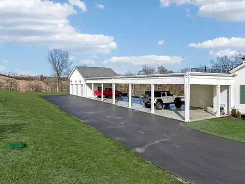 Exterior - 750 Walker Rd, Beechgrove, TN 37018 photo 4 of 6
