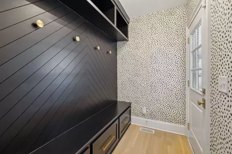 Entry Way - 750 Walker Rd, Beechgrove, TN 37018 photo 5 of 5