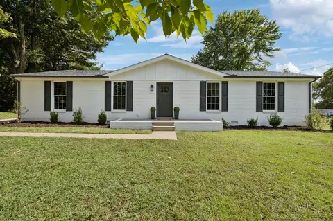 825 General Forrest Dr, Smyrna, TN 37167