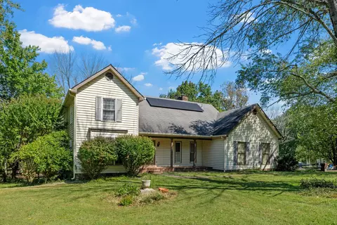 143 Vaughnwood Dr, La Vergne, TN 37086