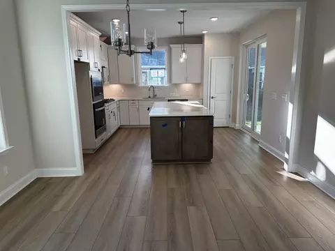 Kitchen - 412 Sharp Way, Murfreesboro, TN 37128 photo 2 of 2