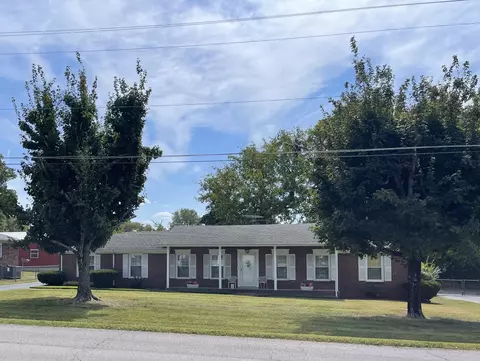 212 Tupper Dr, Gallatin, TN 37066