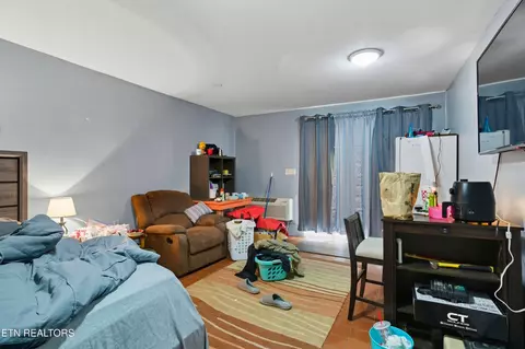 605 S Lake Dr, Oneida, TN 37841 photo 45