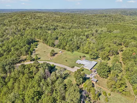 View/Area - 3924 Only Rd, Only, TN 37140 photo 10 of 29