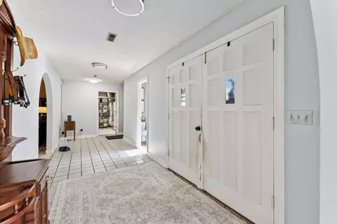 Entry Way - 3924 Only Rd, Only, TN 37140 photo 1 of 4